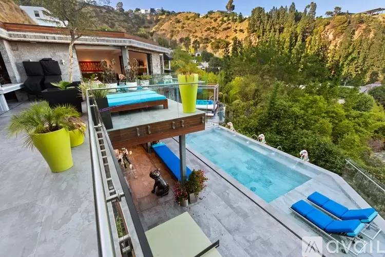 Property Image 38