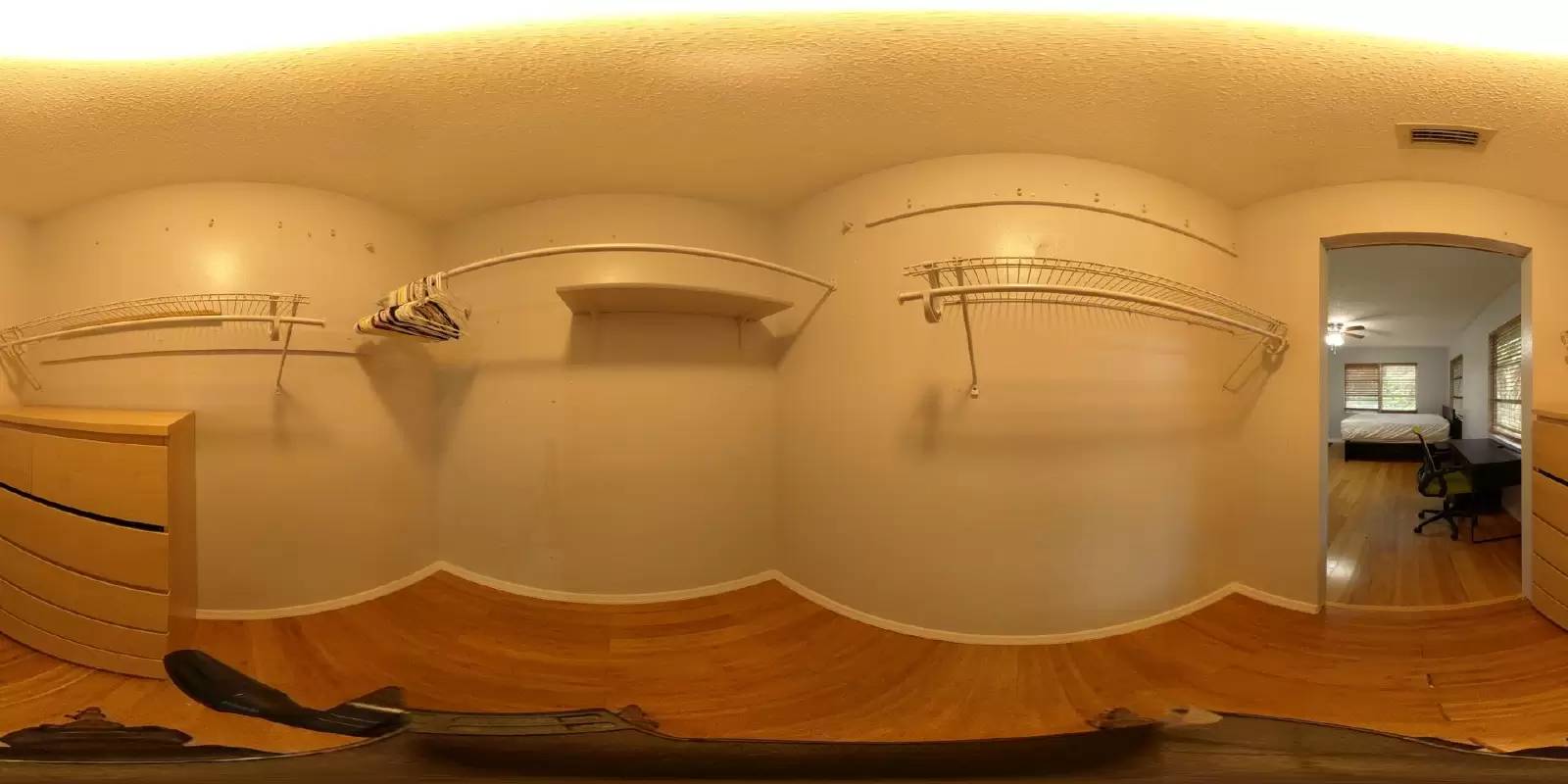 Property Image 100