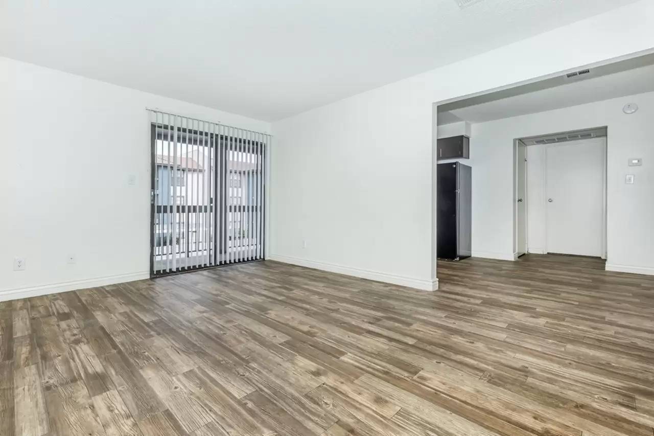 Property Image 76