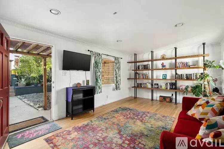 Property Image 5