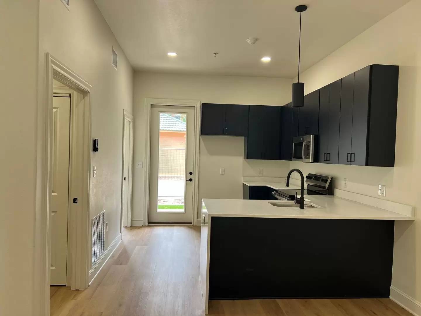 Property Image 118