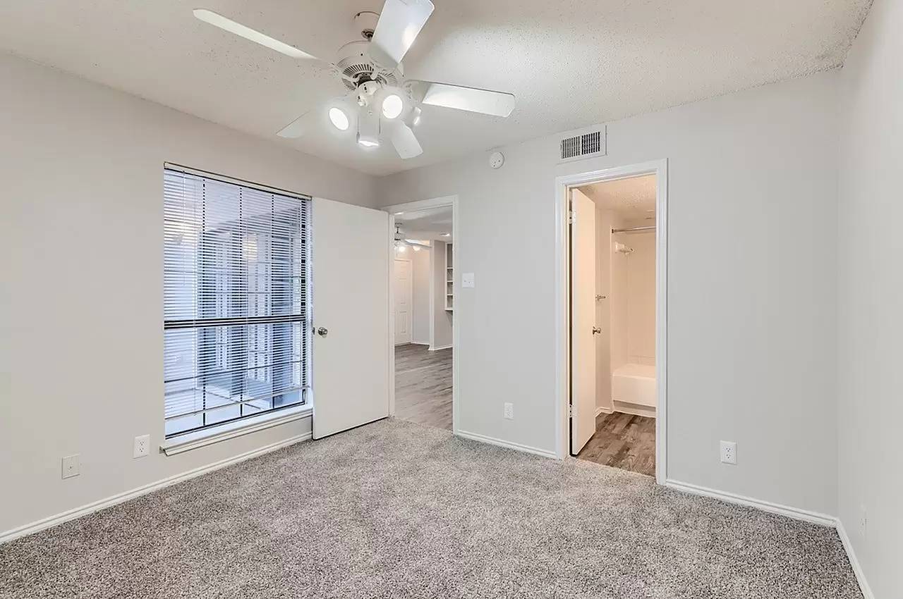 Property Image 80