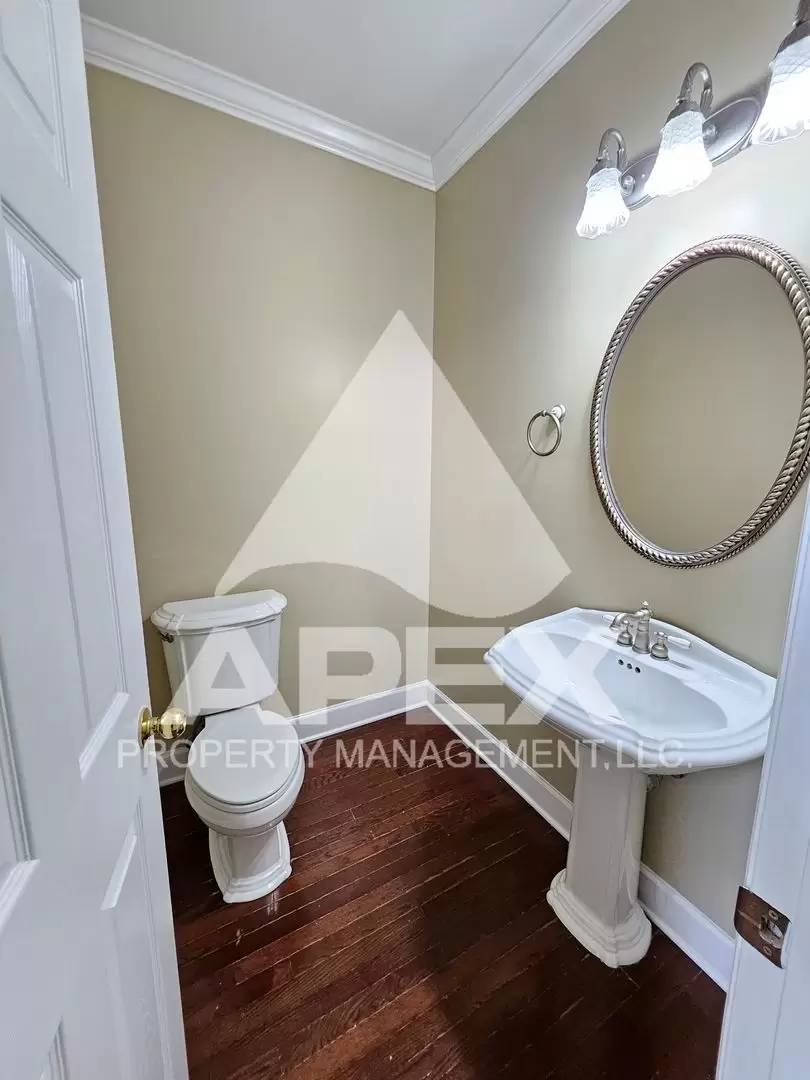 Property Image 6