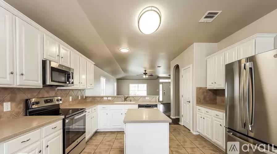 Property Image 8