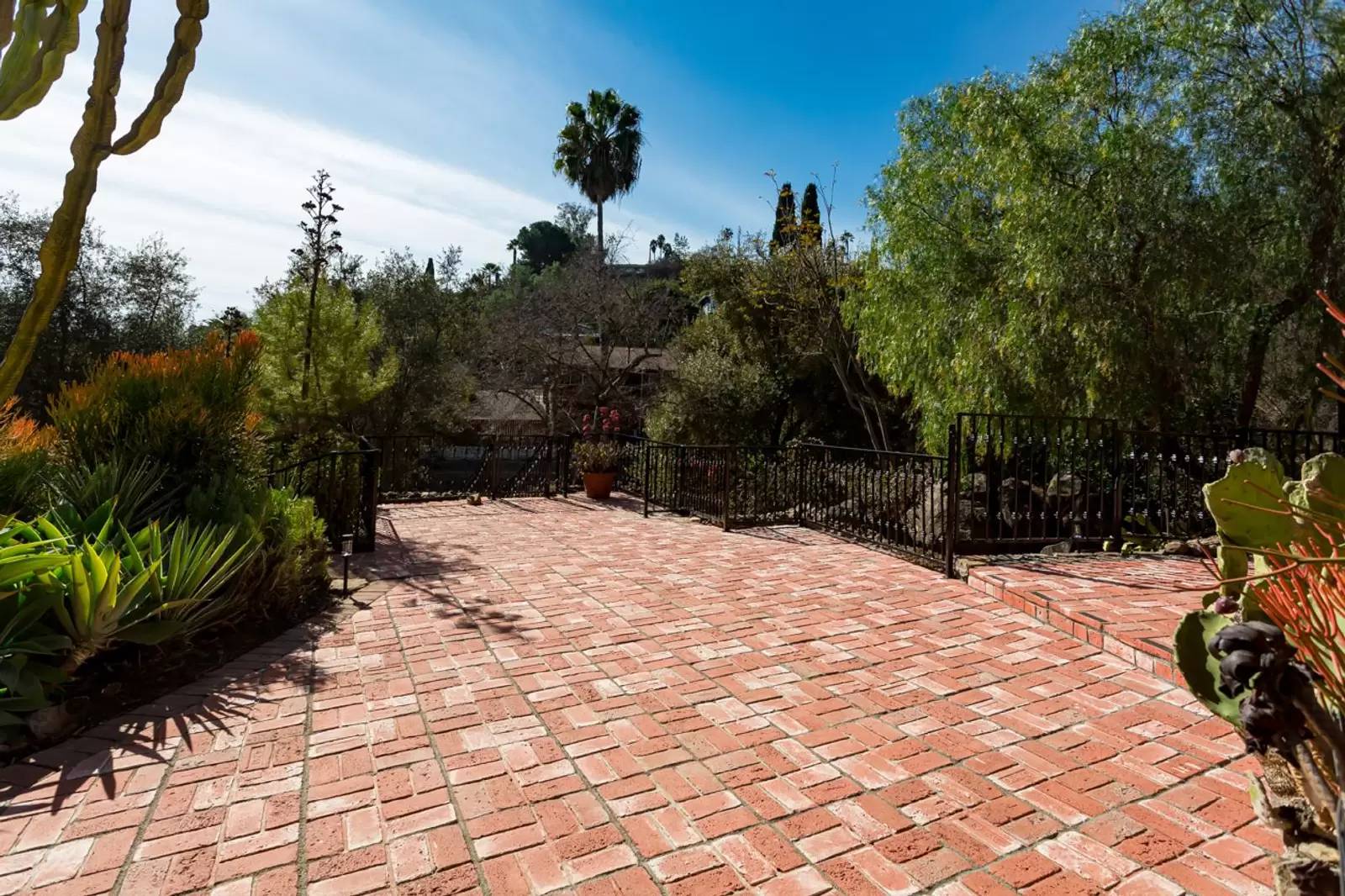 Property Image 34