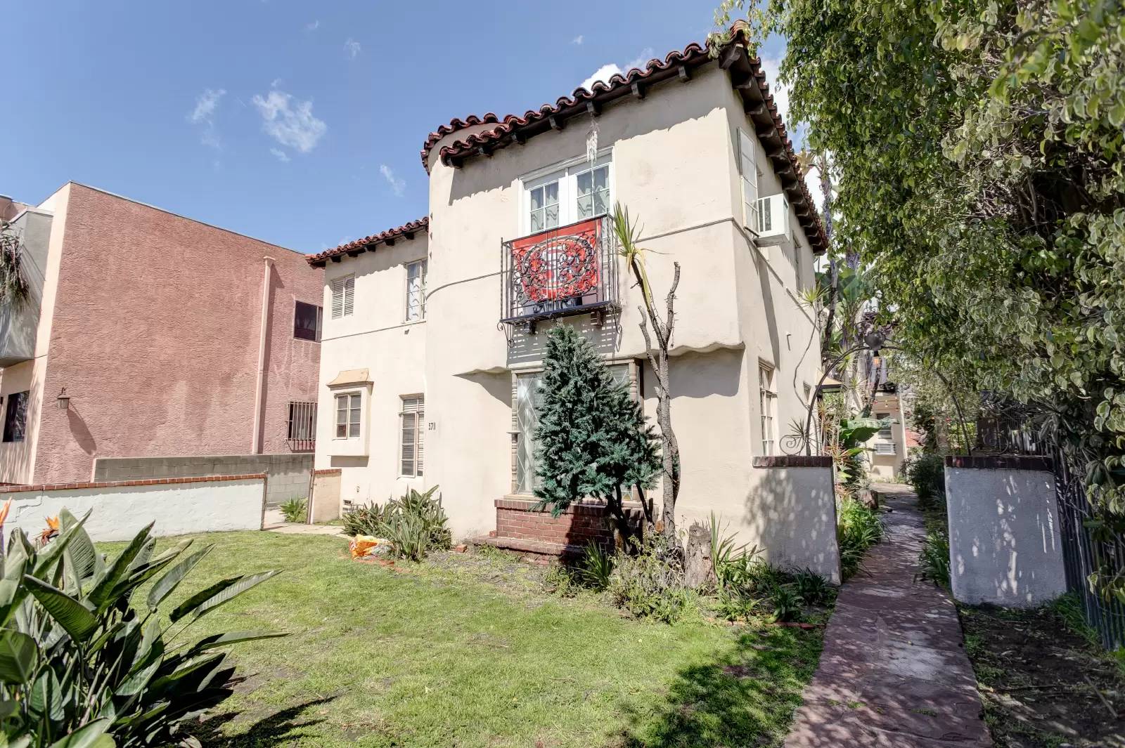 Property Image 4