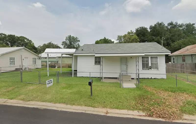 Property Image 1