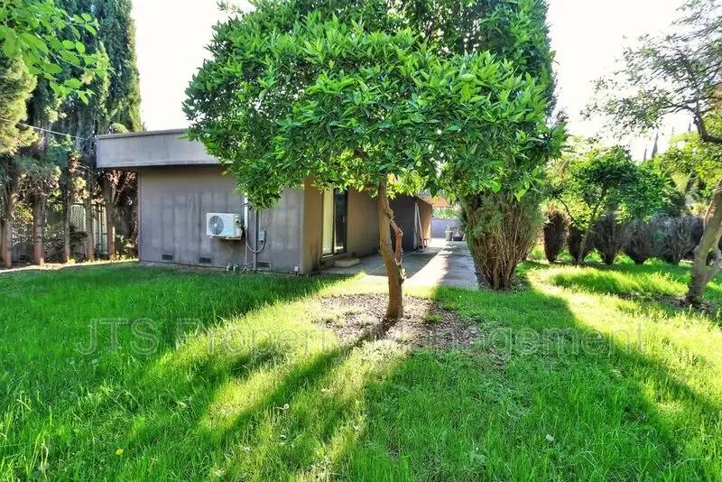 Property Image 104