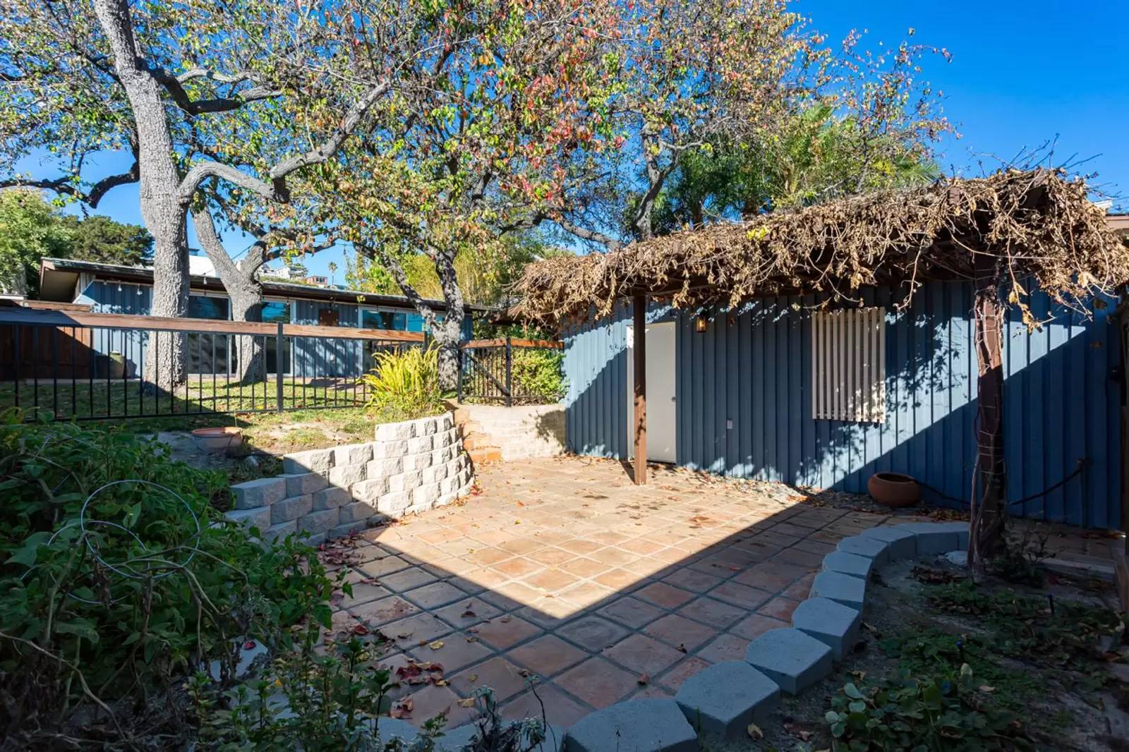 Property Image 32