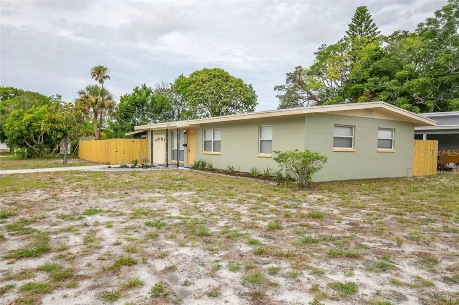 Property Image 4