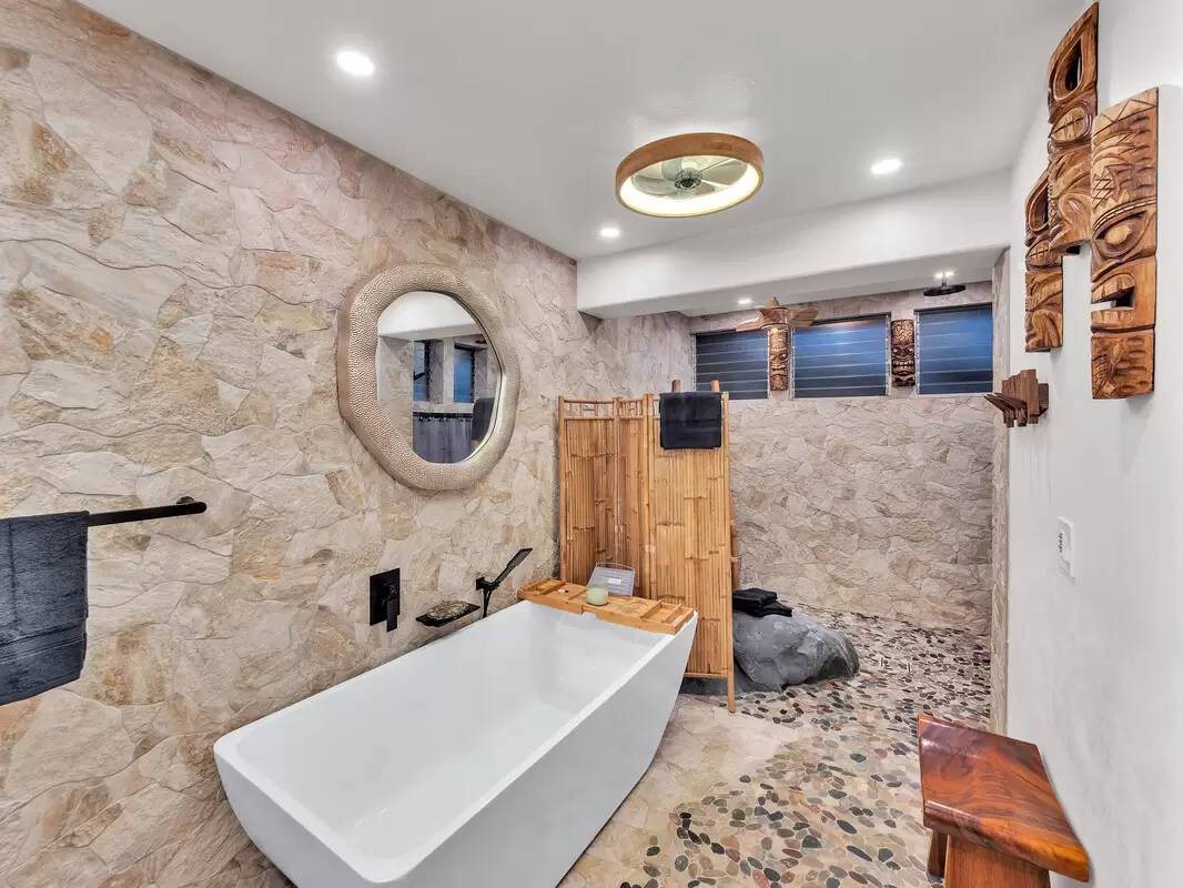 Property Image 103