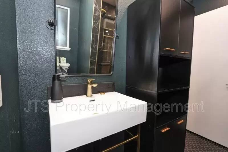 Property Image 67