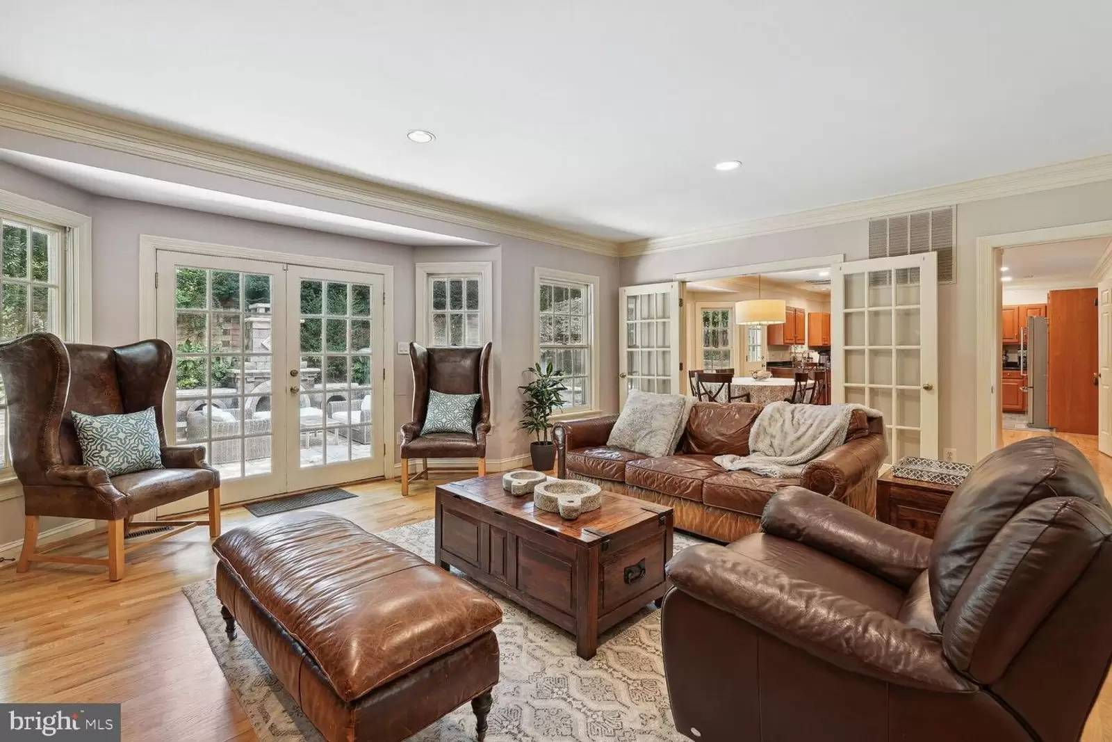 Property Image 6