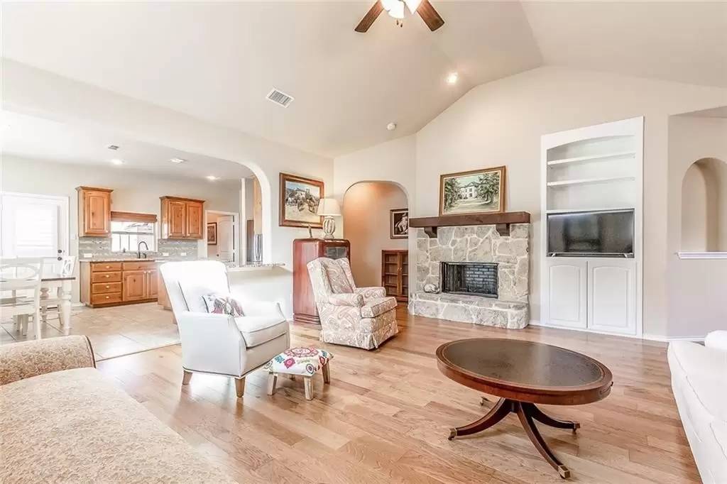 Property Image 6