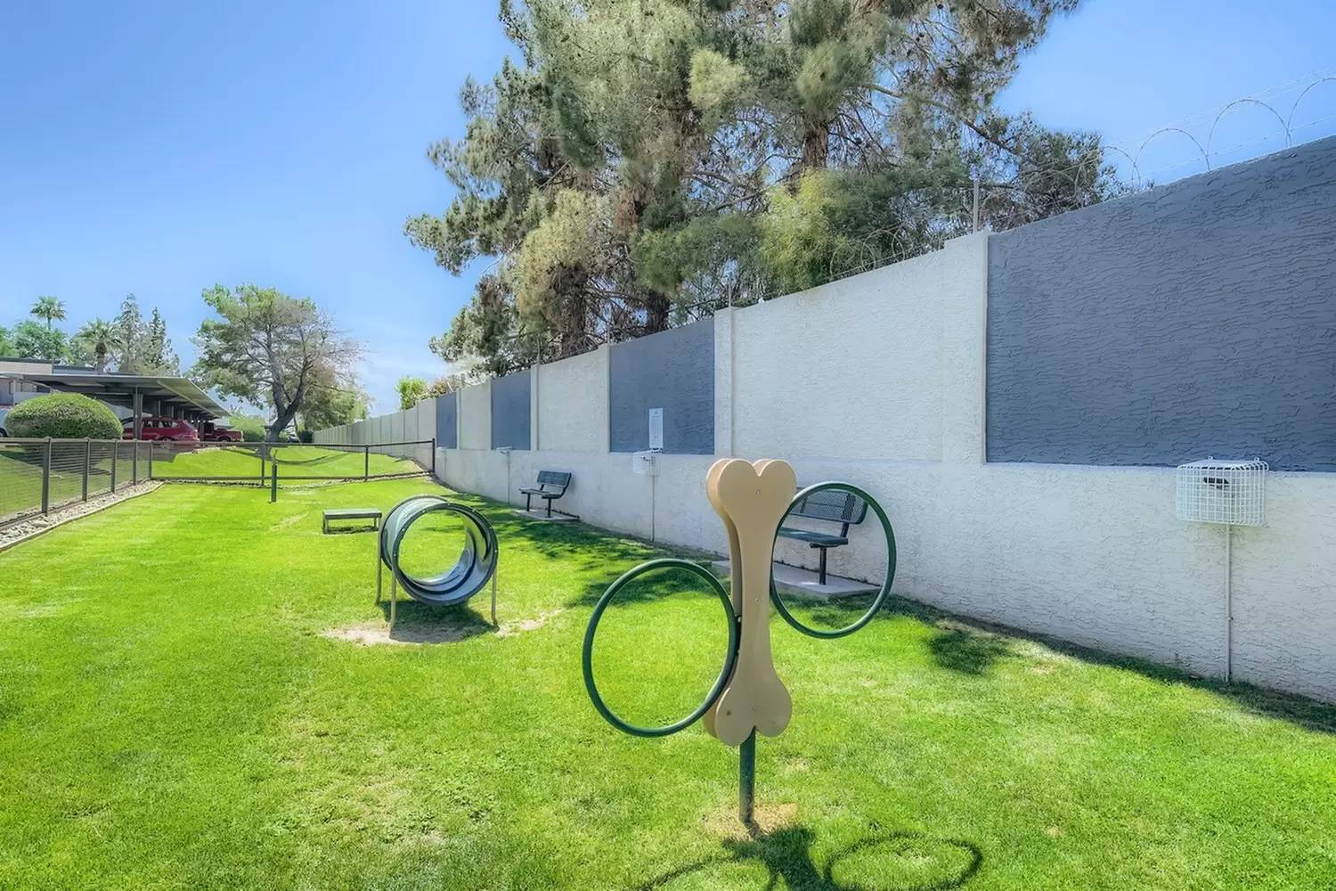 Property Image 100