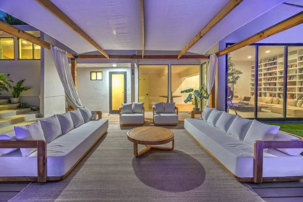 Property Image 42