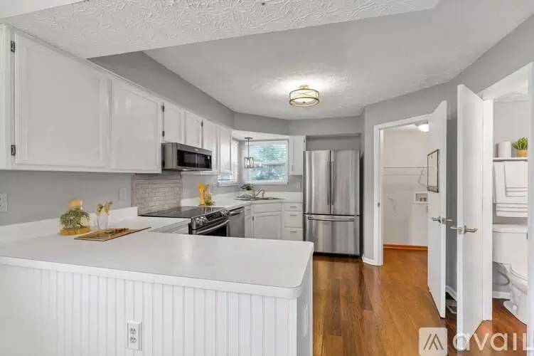 Property Image 6