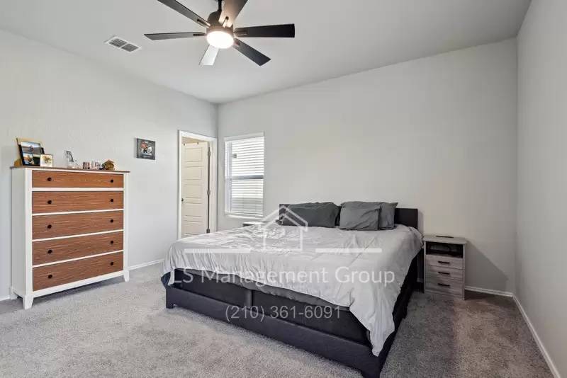 Property Image 64