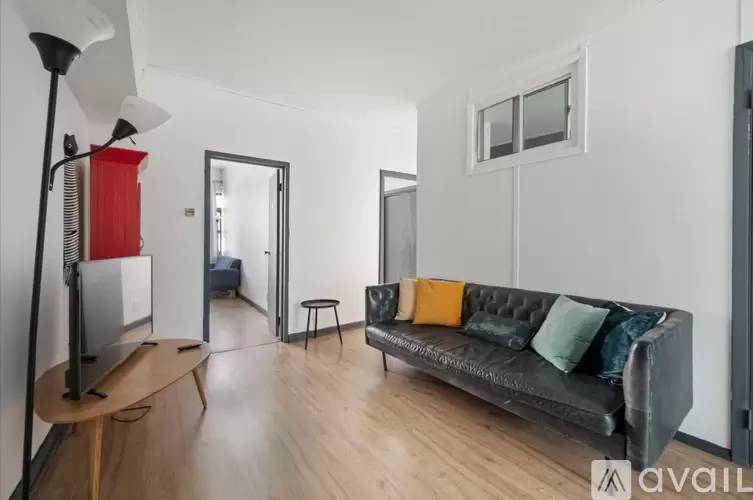 Property Image 4
