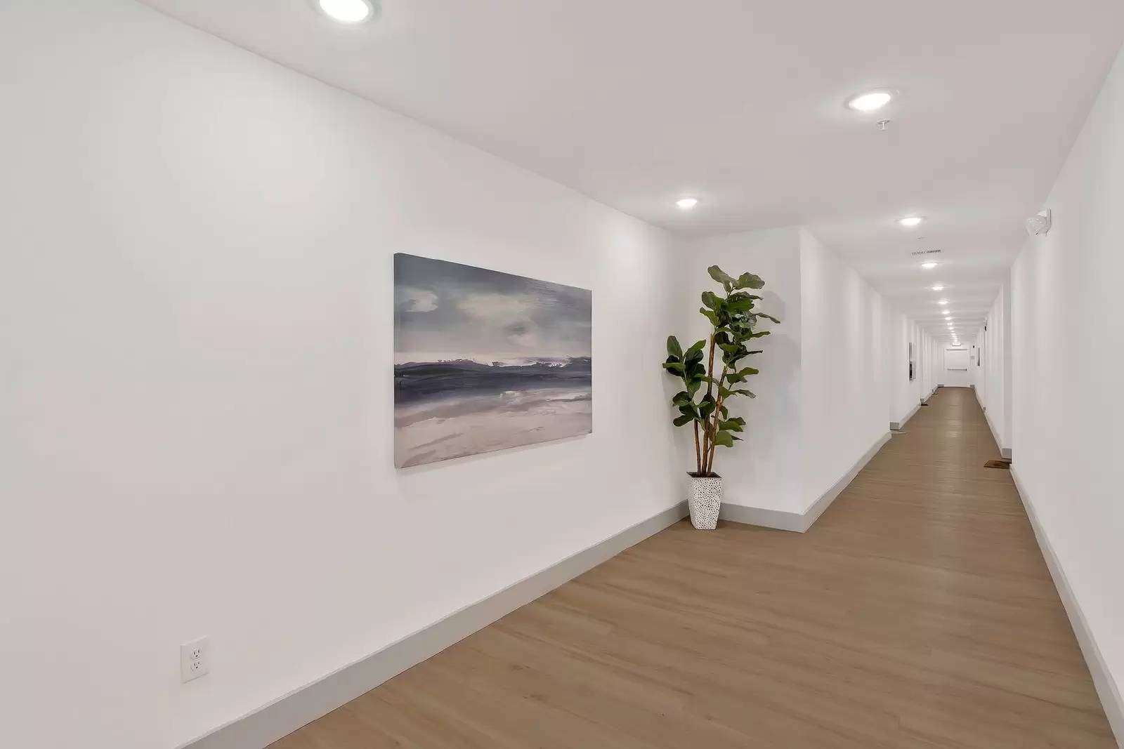 Property Image 100