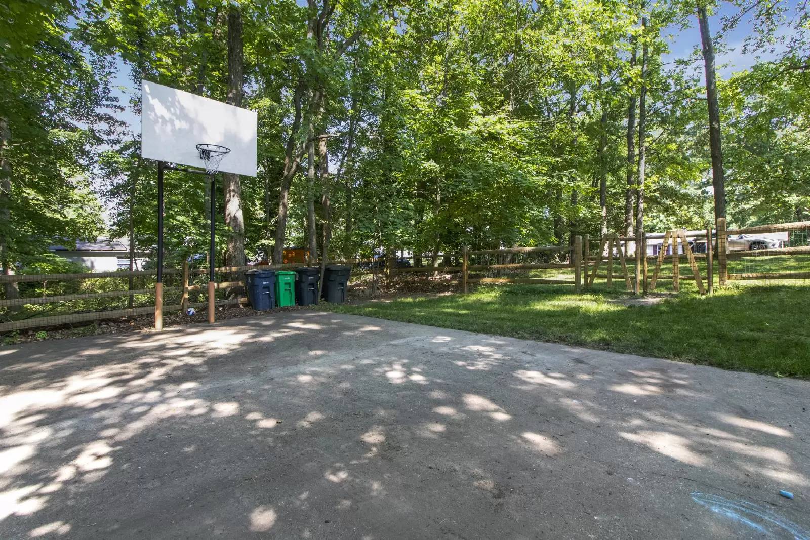 Property Image 38