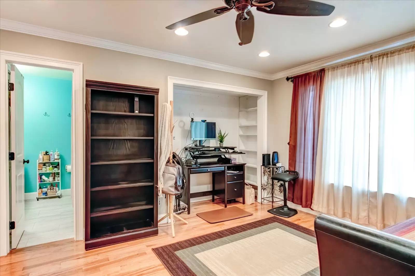 Property Image 36