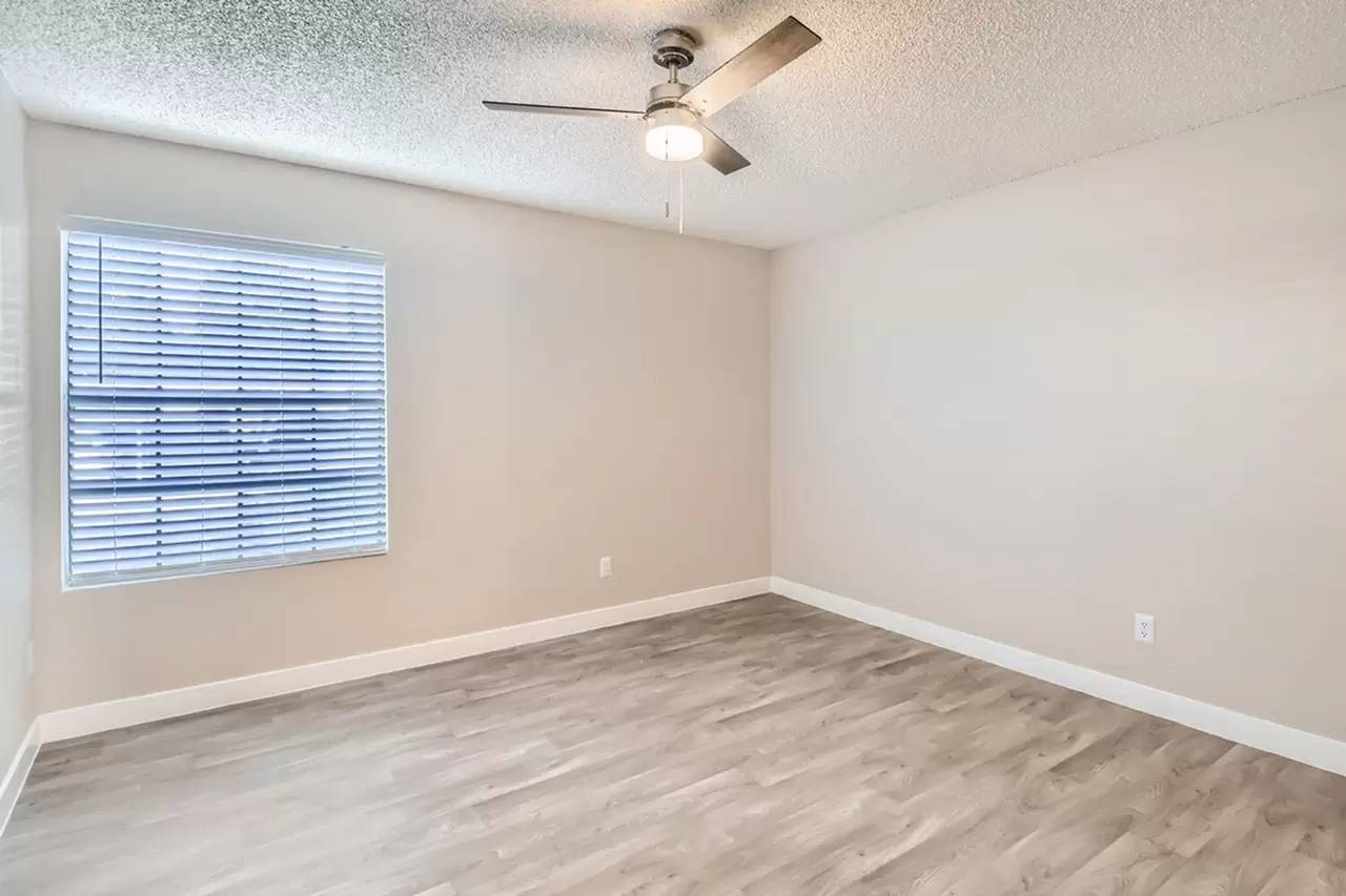 Property Image 103