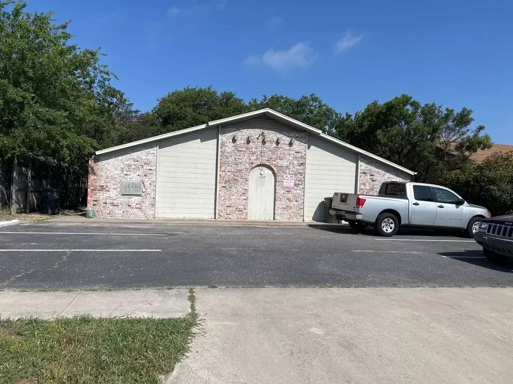 Property Image 1