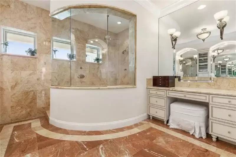 Property Image 59