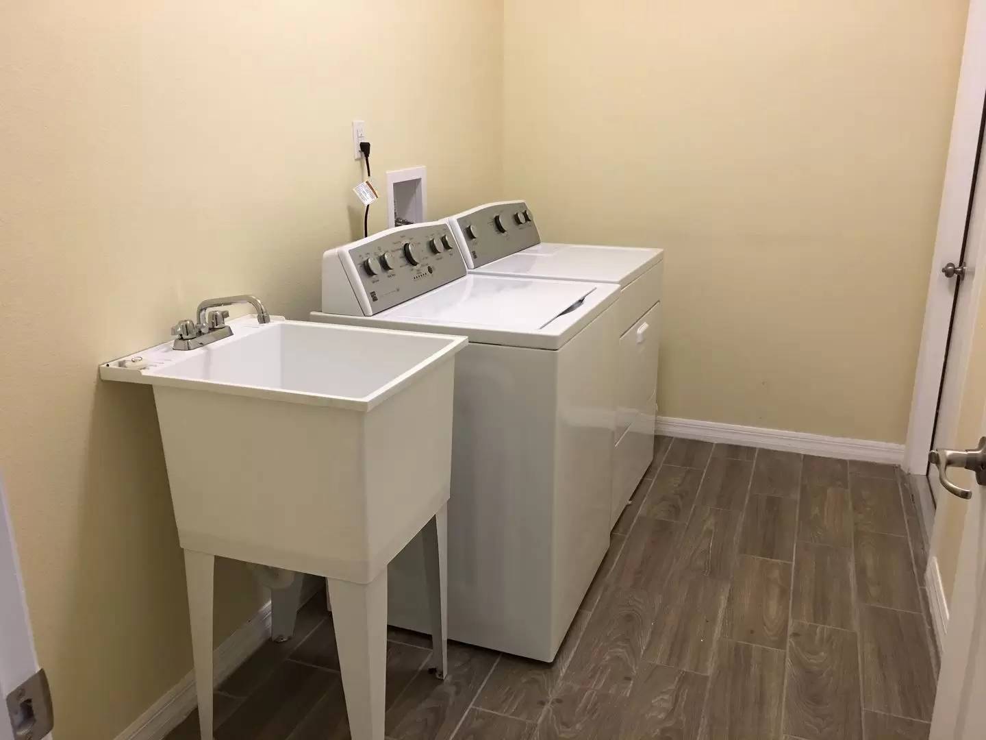 Property Image 8