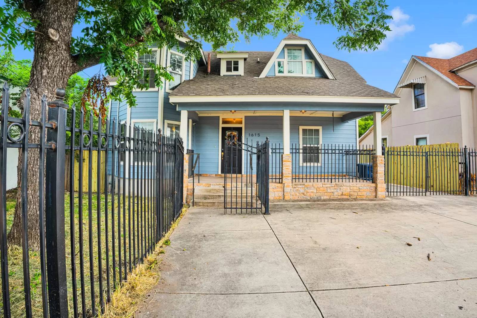 Property Image 1