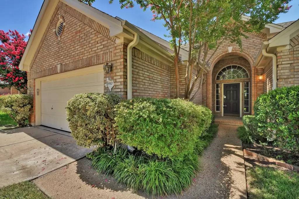 Property Image 4