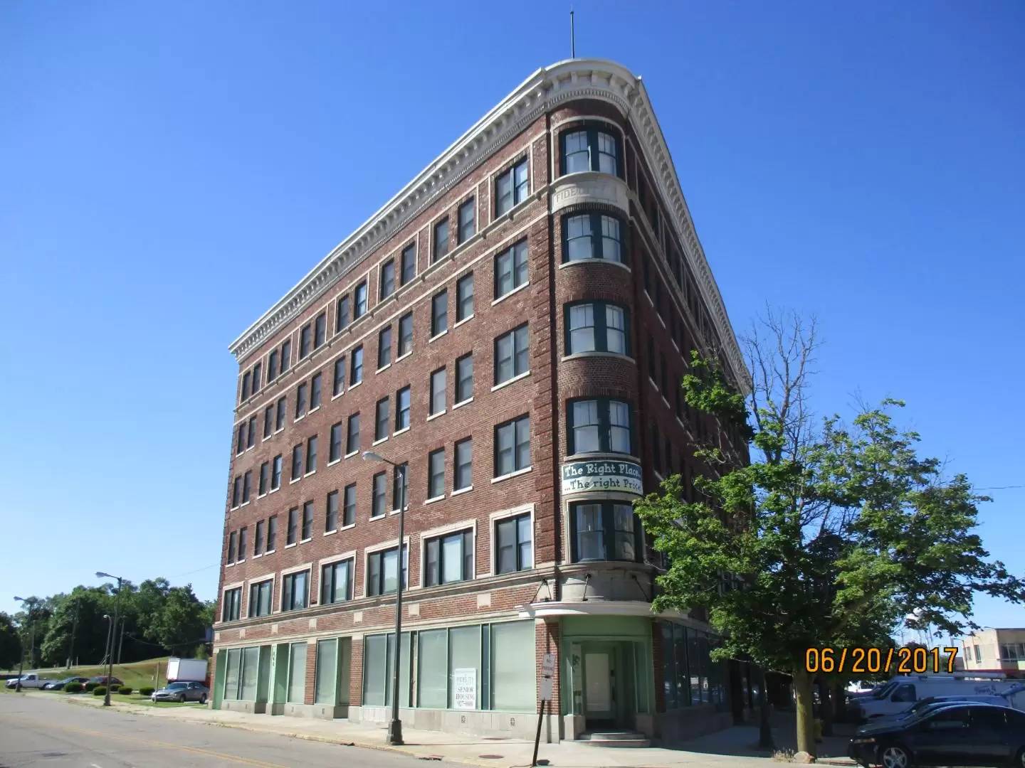 Property Image 1