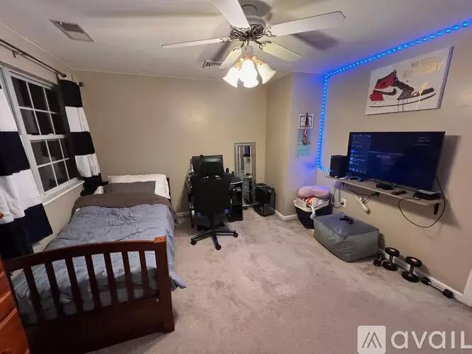 Property Image 11