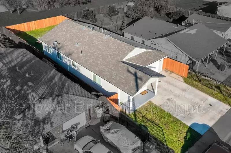 Property Image 61
