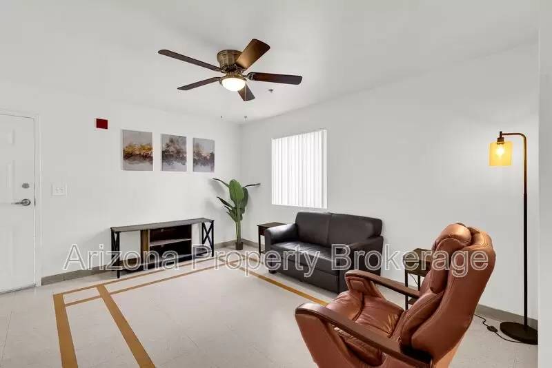 Property Image 43