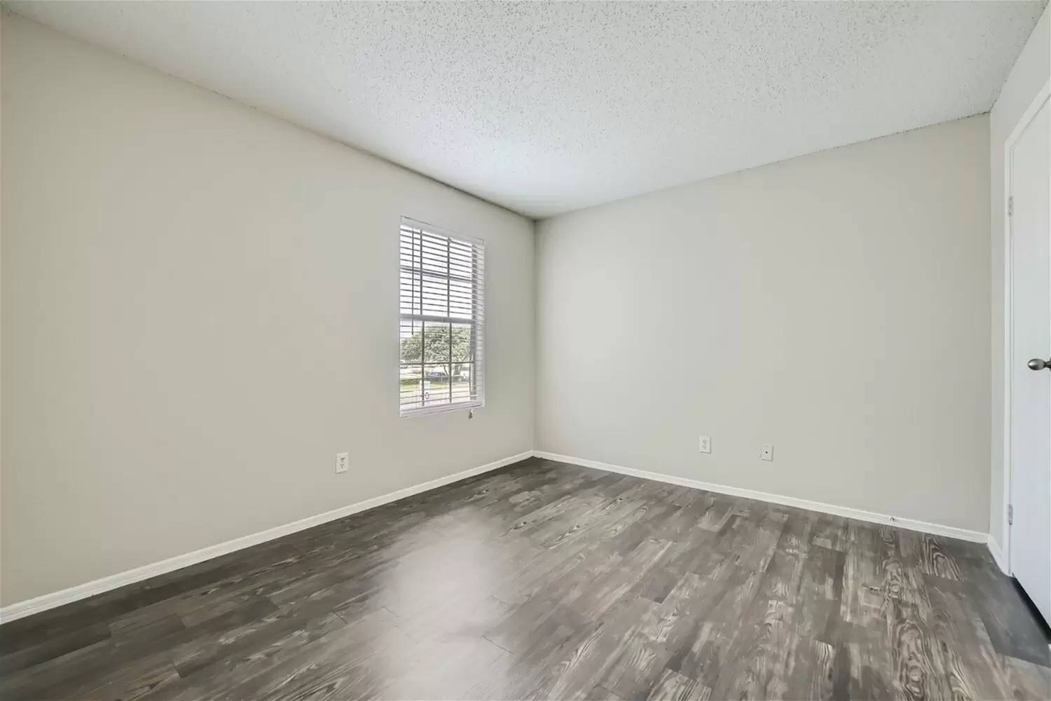 Property Image 103