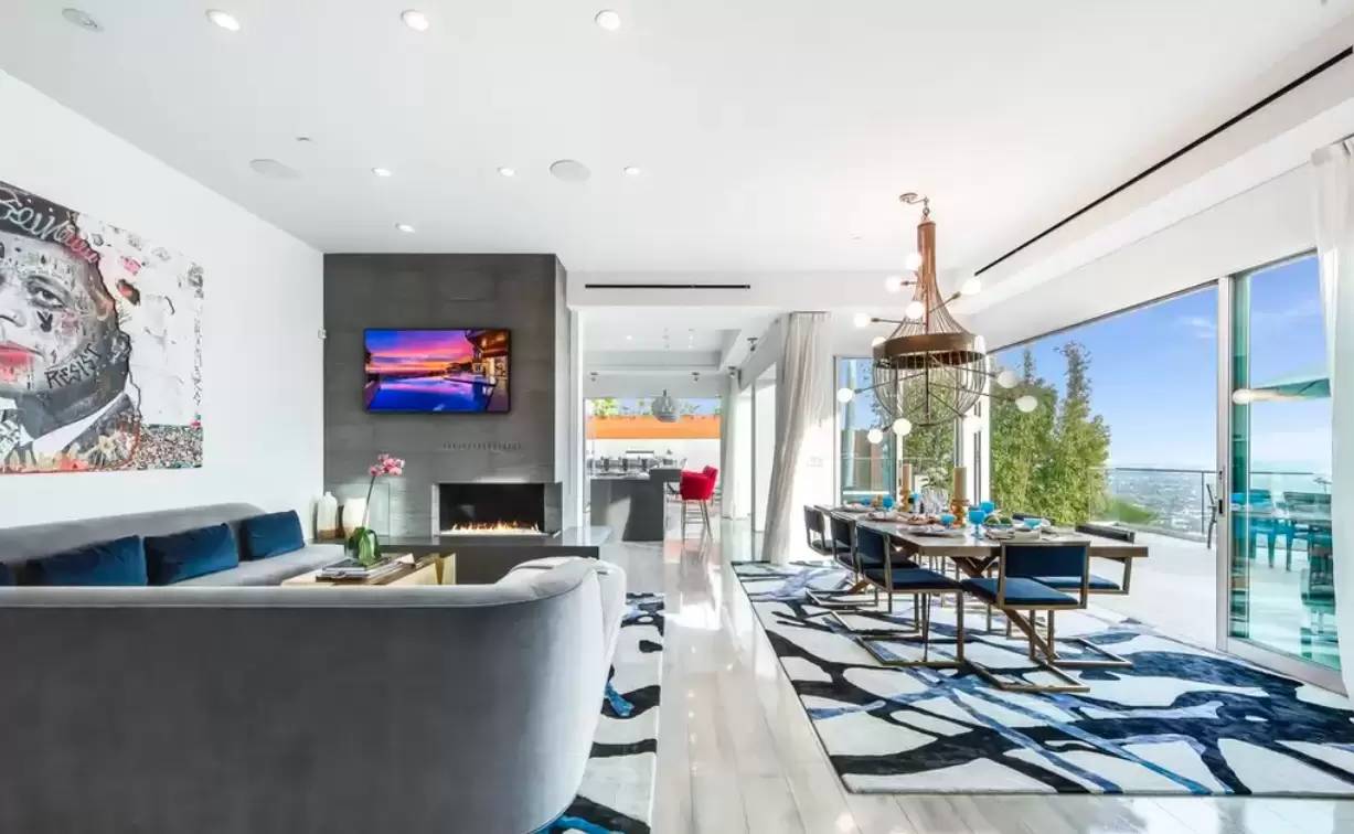 Property Image 6
