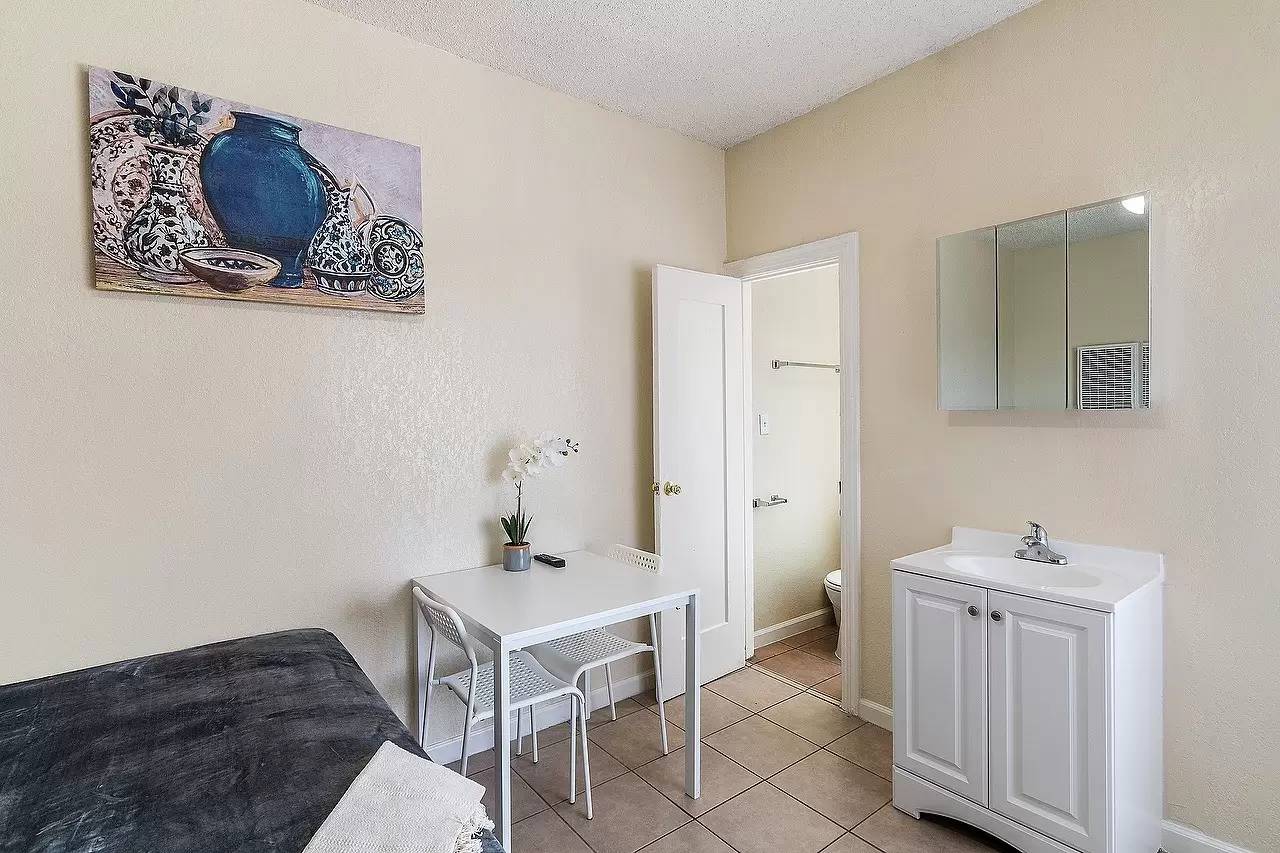Property Image 57