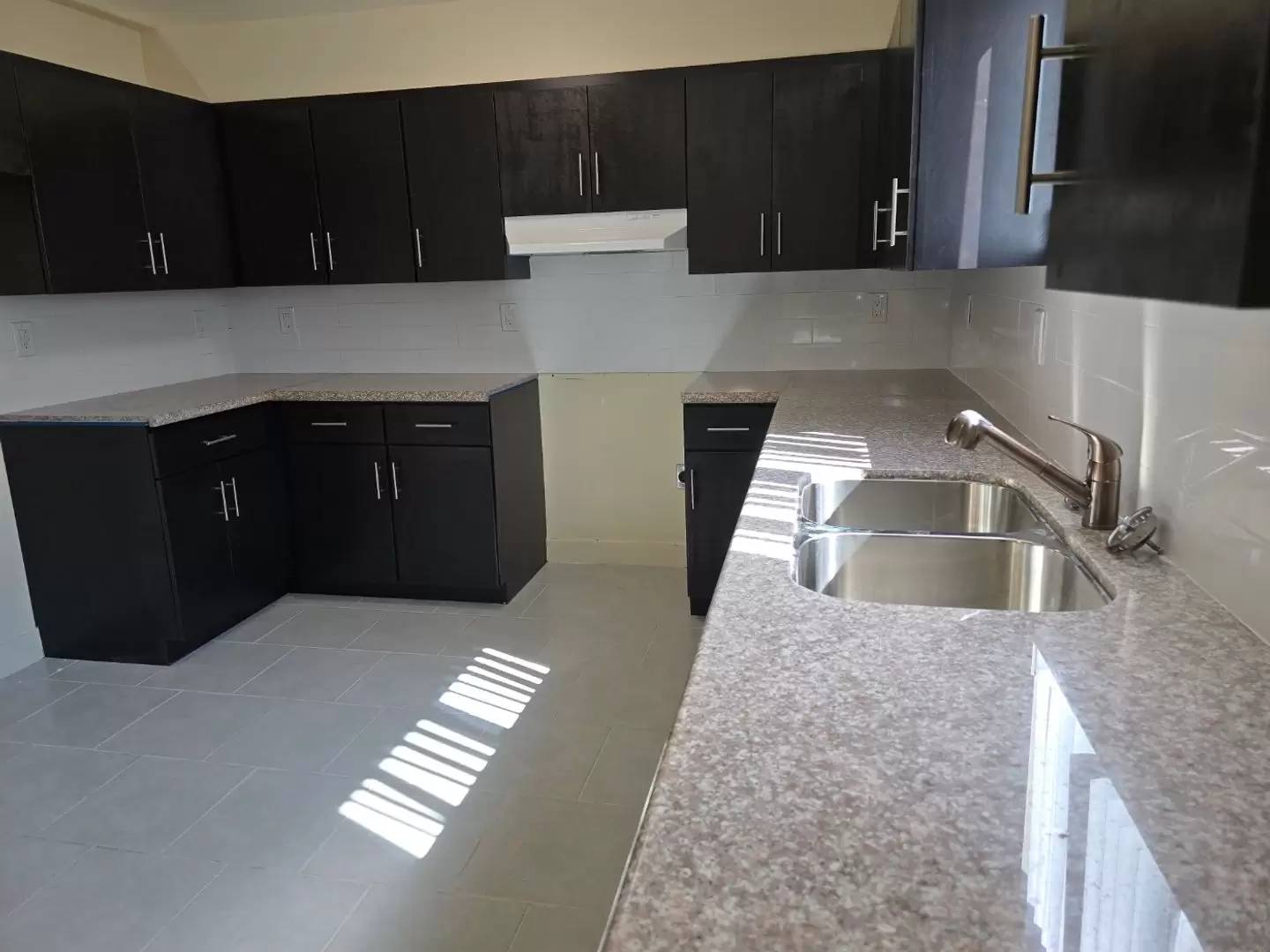 Property Image 105