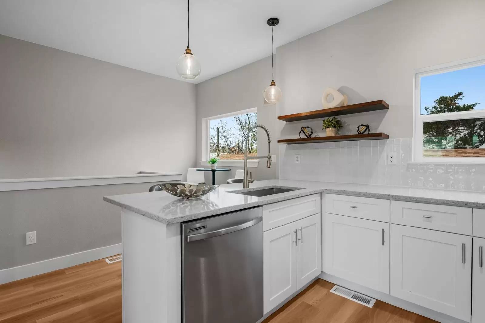 cover background
