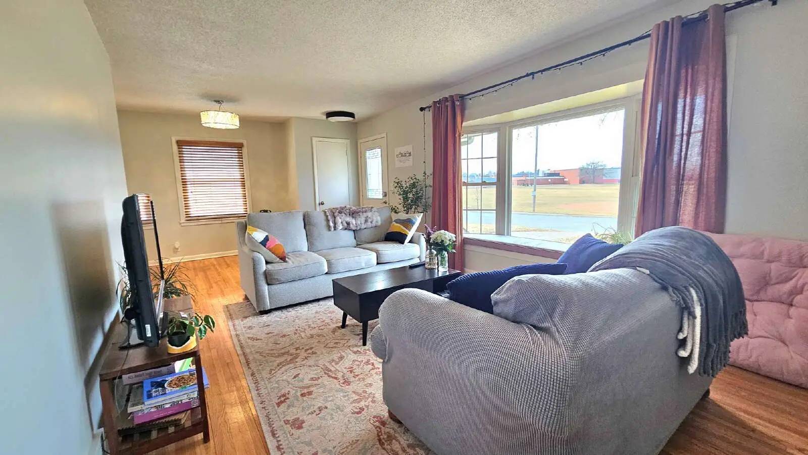 Property Image 6