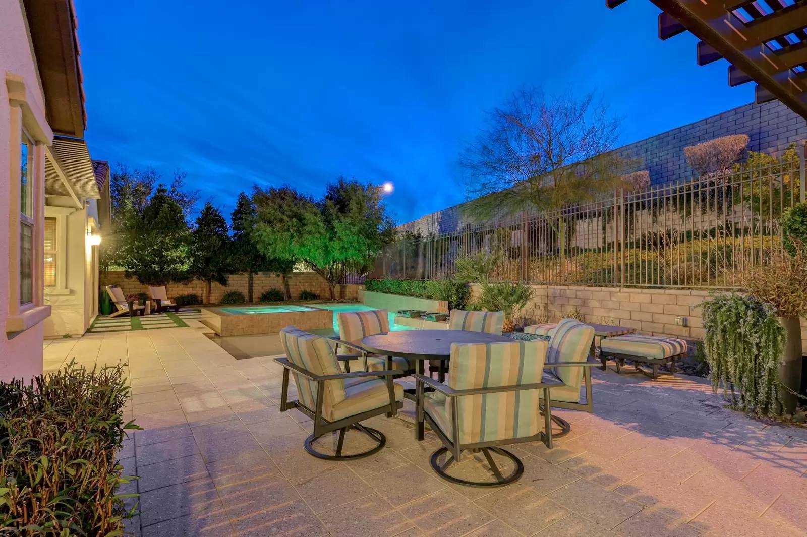 Property Image 43