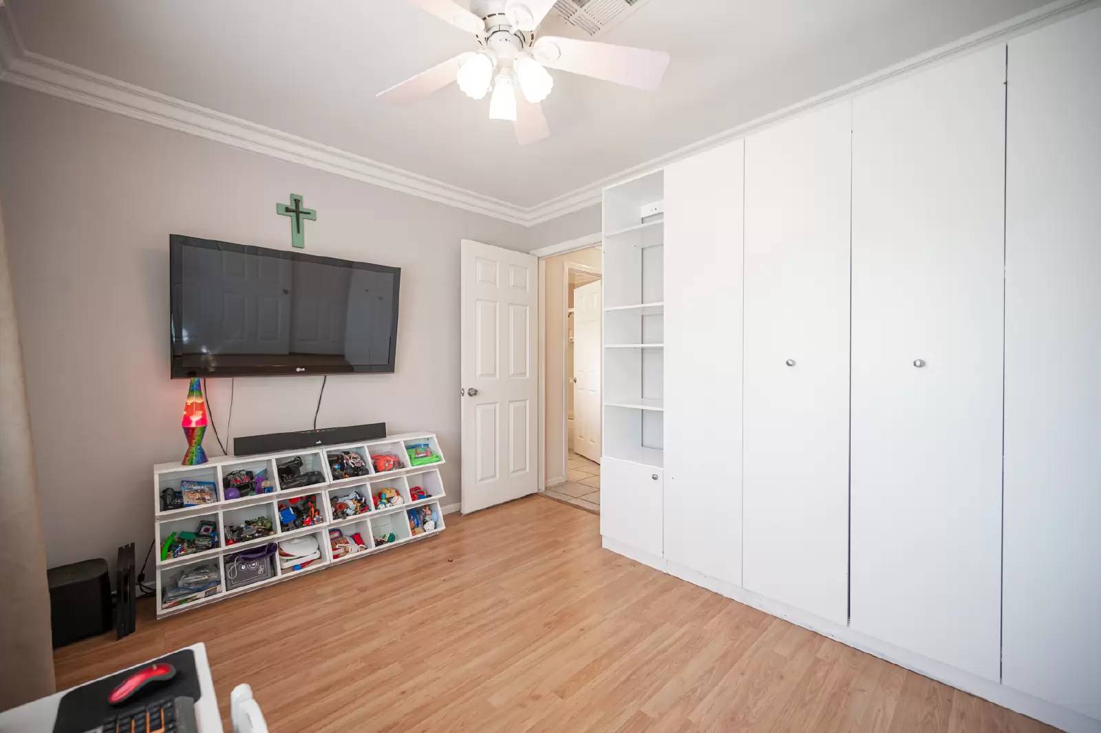 Property Image 39