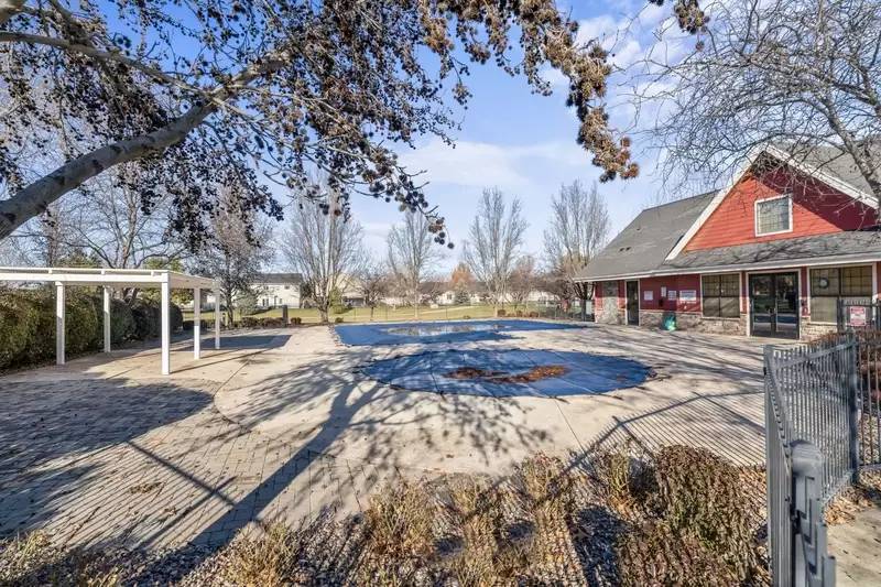 Property Image 44