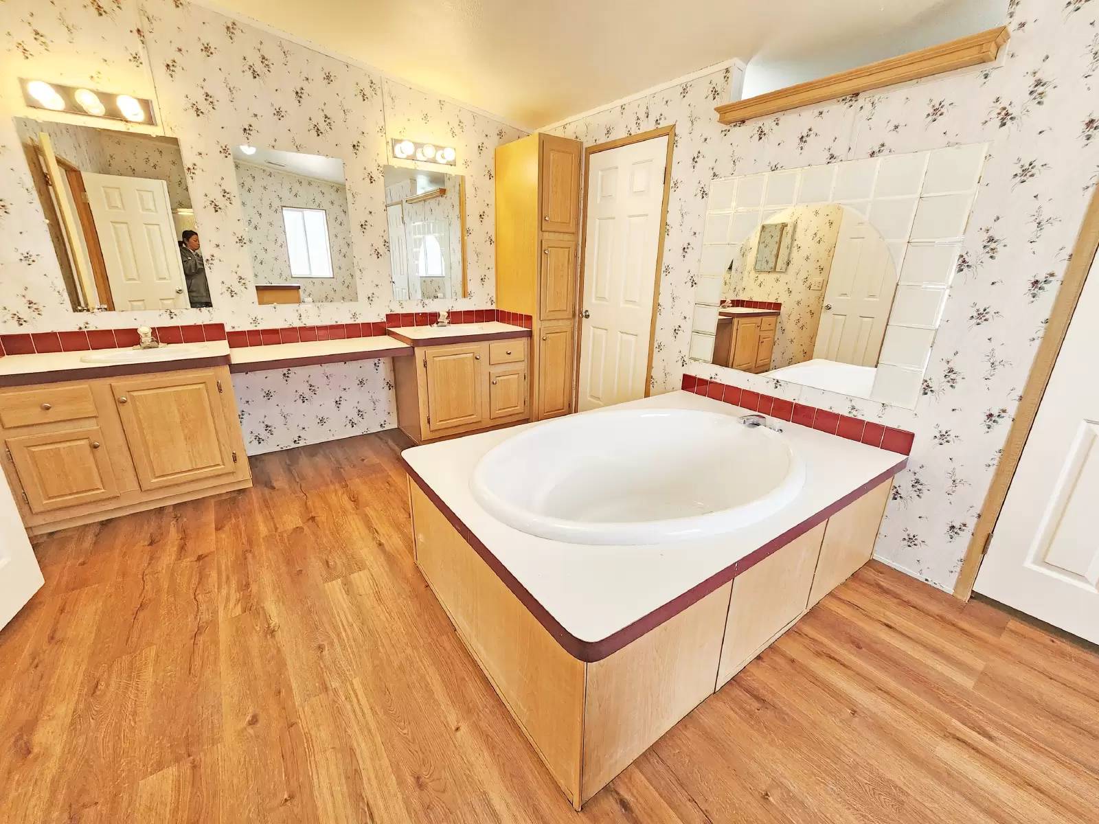 Property Image 28