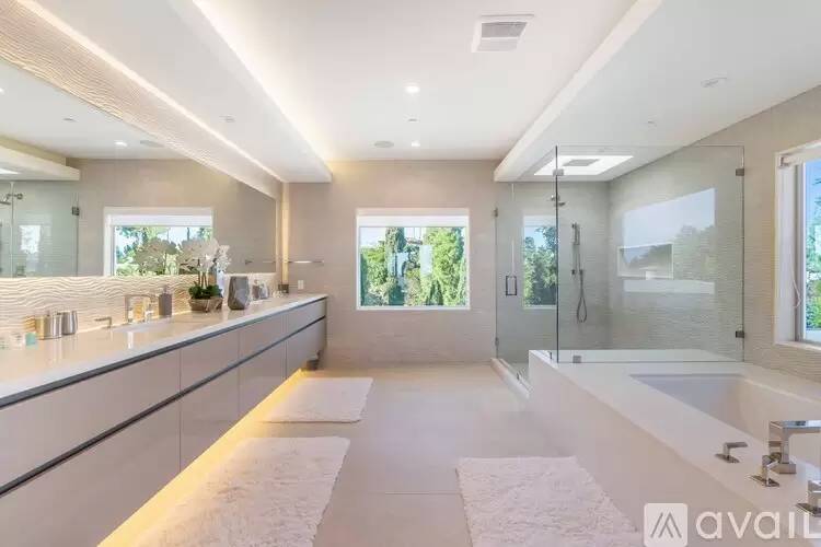 Property Image 96