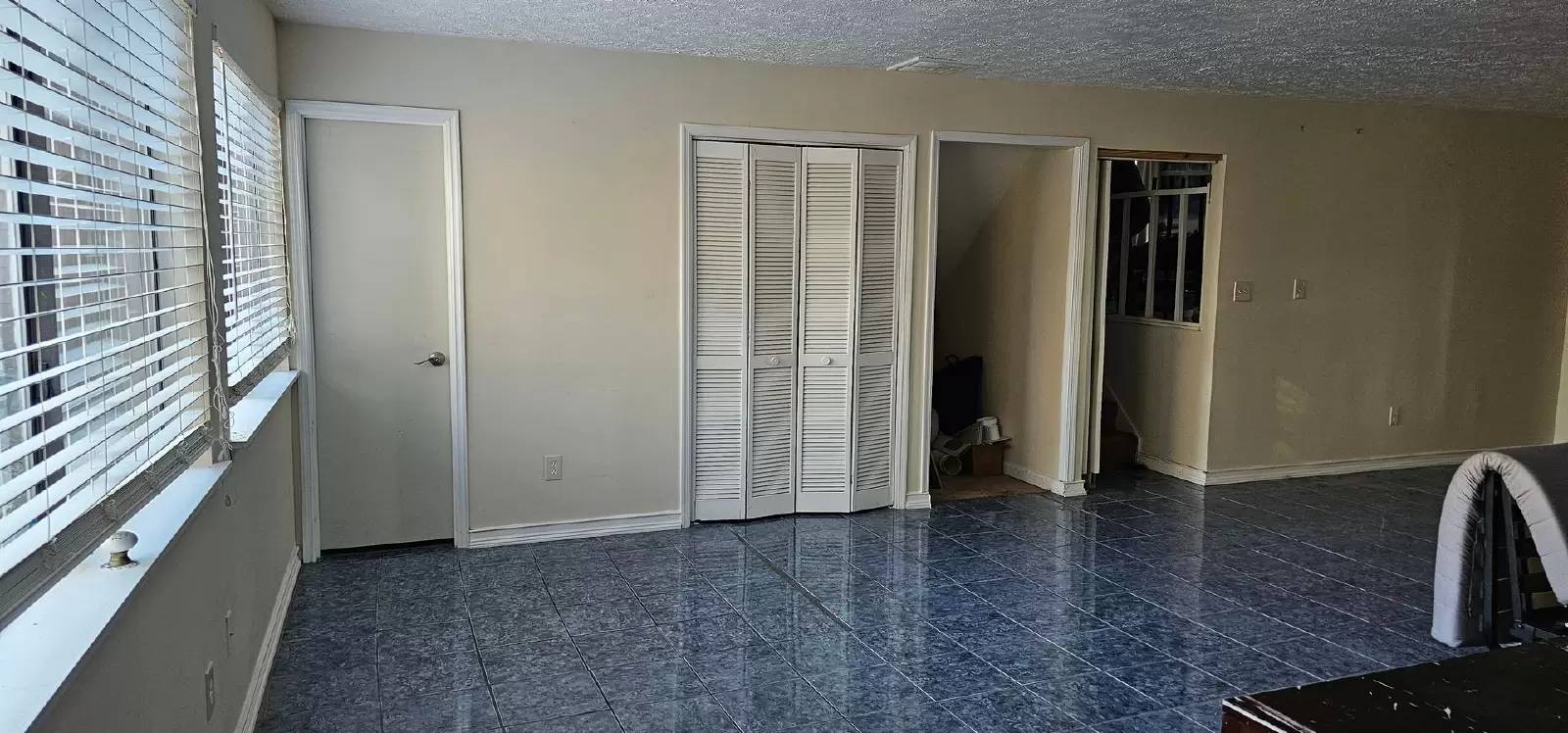 Property Image 104