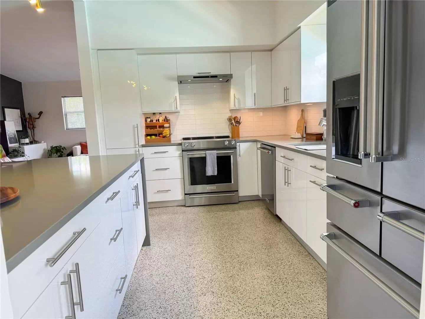 Property Image 6