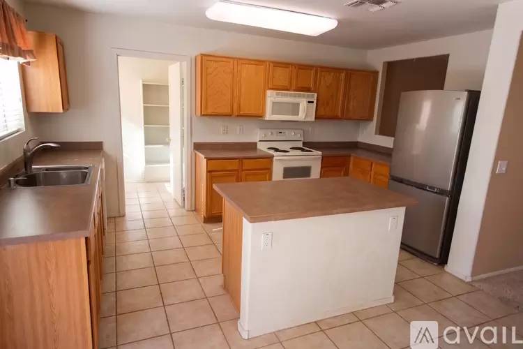 Property Image 6